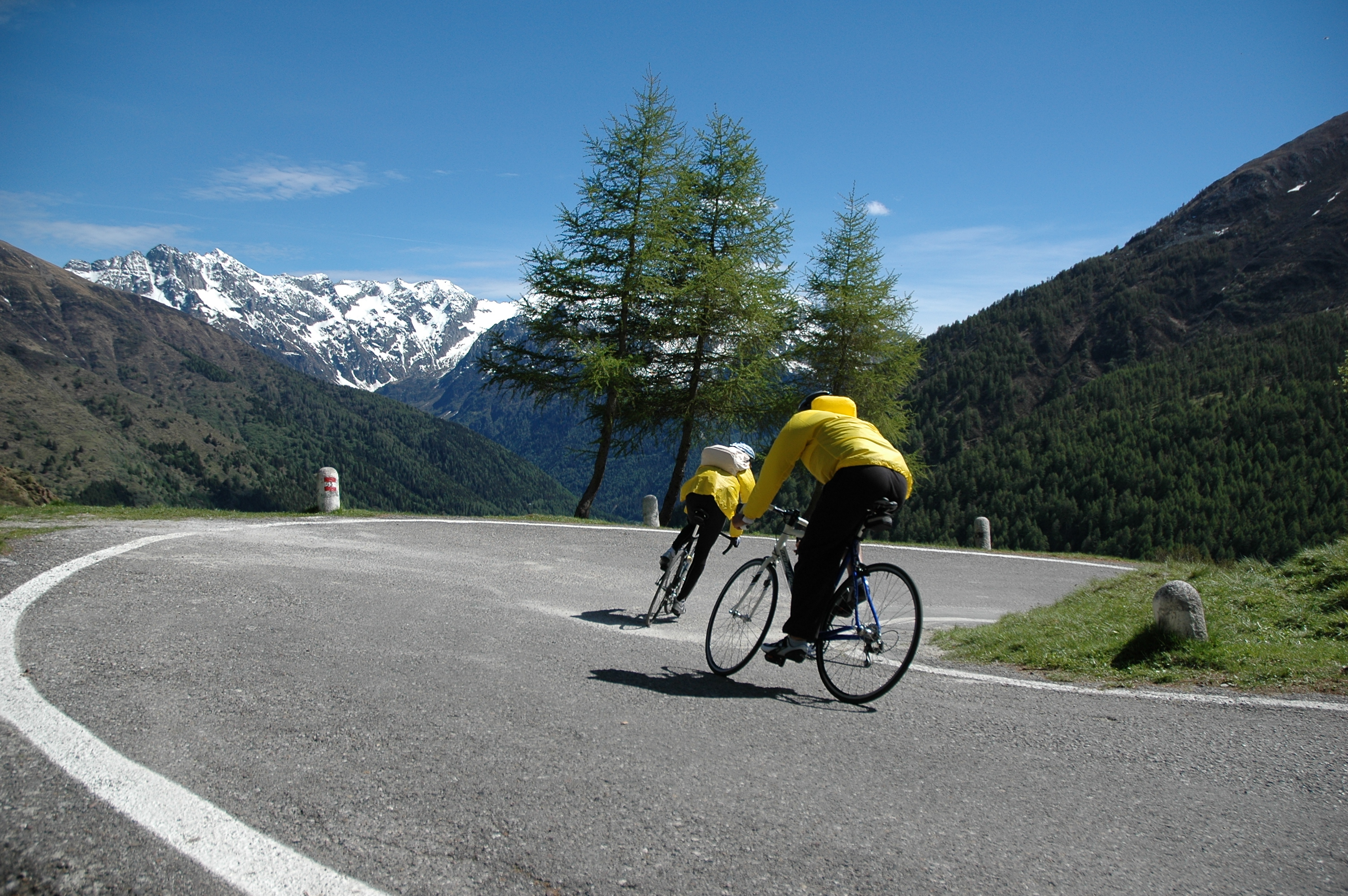 Bhutan Cycling Trip